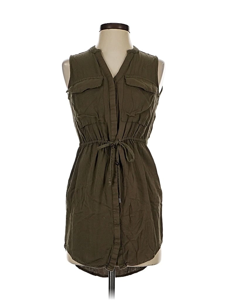 Pre-owned Japna Sleeveless Button Down Shirt In Green