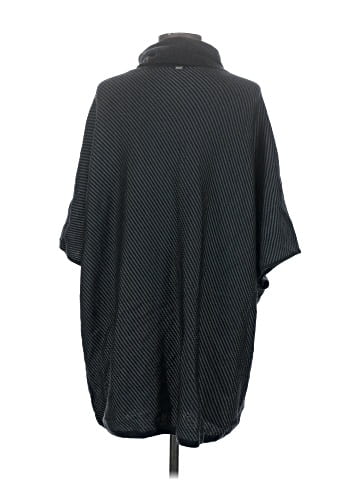 St. John Poncho (view 2)
