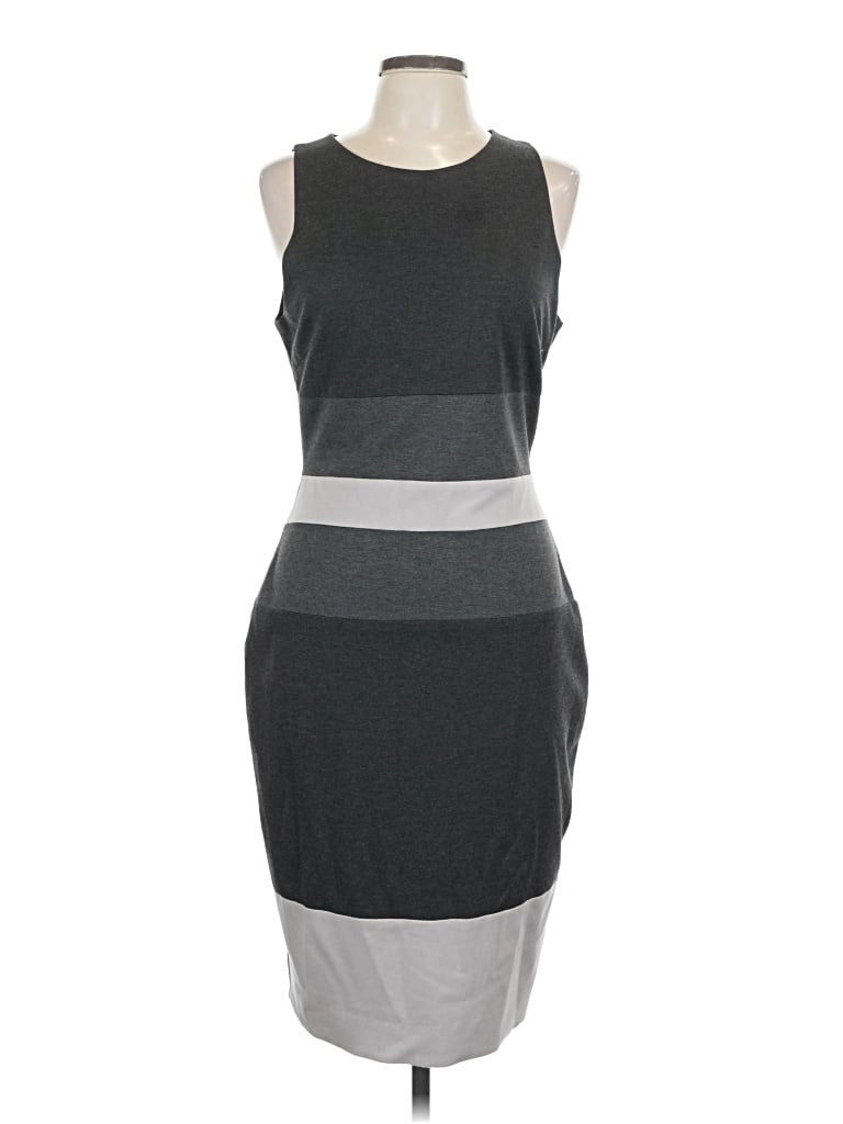 Pre-owned Elliatt Casual Dress In Gray