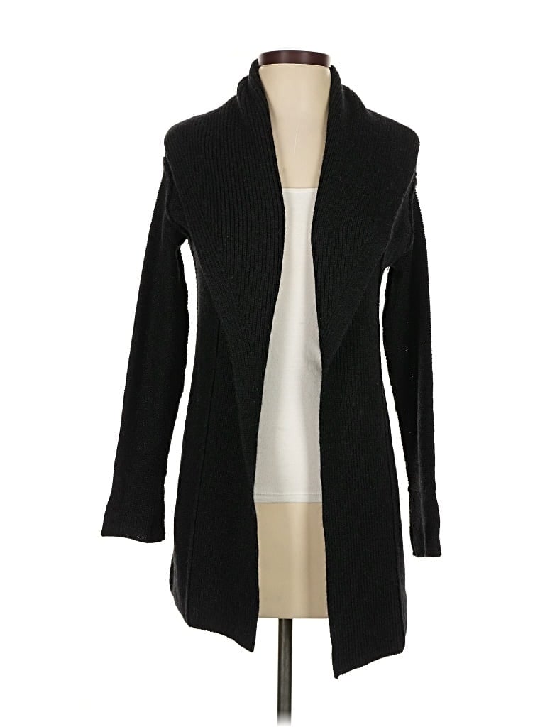 Pre-owned Vince Cardigan Sweater In Black