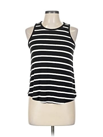 Akemi + Kin Sleeveless T-Shirt (view 1)