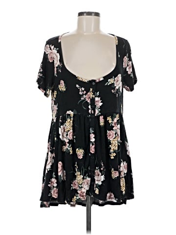Torrid Short Sleeve Blouse (view 1)