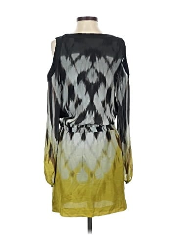 Leifsdottir Casual Dress (view 2)