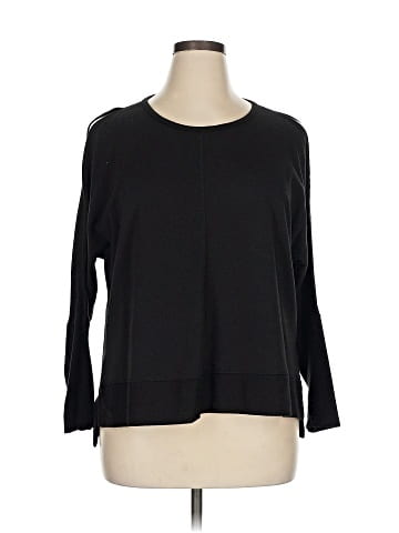Hot Kiss Long Sleeve Top (view 1)