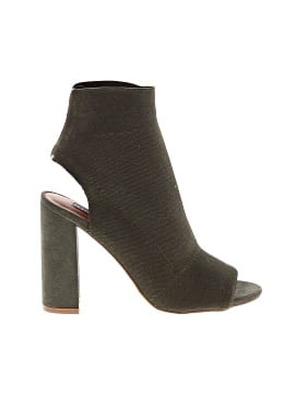 Design Lab Lord & Taylor Heels