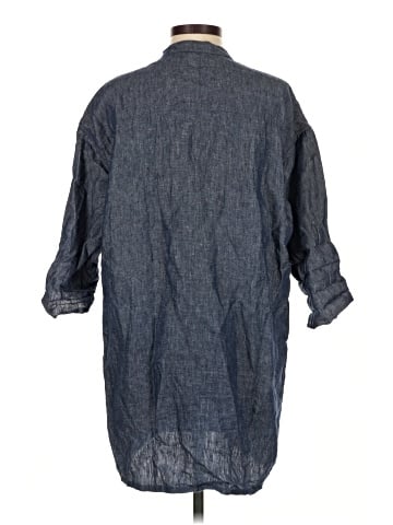 Communitie 3/4 Sleeve Button-Down Shirt (view 2)