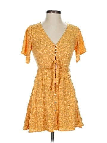 Abercrombie & Fitch Casual Dress (view 1)