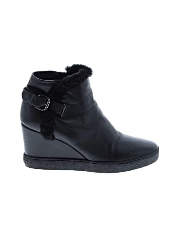 AQUATALIA Ankle Boots (view 1)