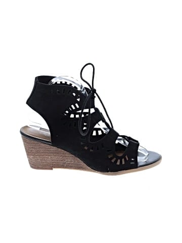 Crown Vintage Wedges (view 1)