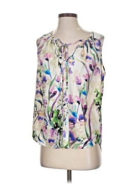 A New York Sleeveless Blouse