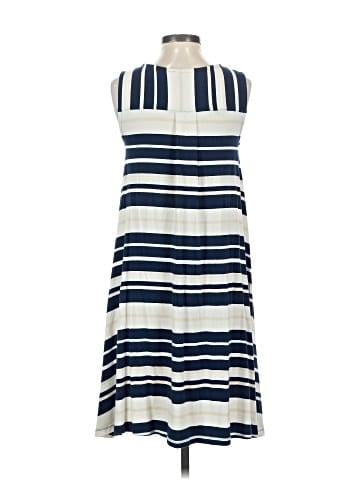 St. Tropez West Casual Dress (view 2)