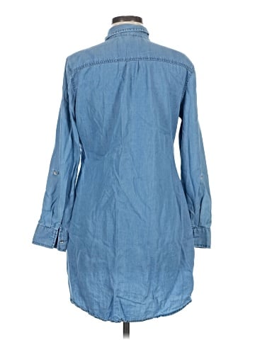 Guess Long Sleeve Button-Down Shirt (view 2)