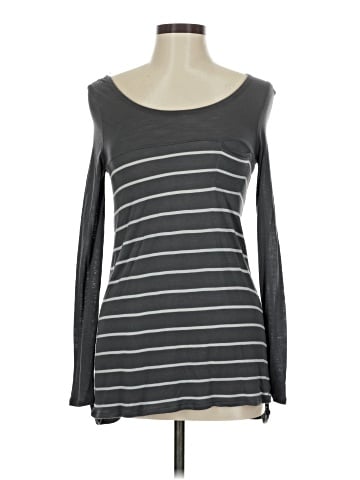 Kenar Long Sleeve T-Shirt (view 1)