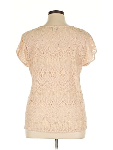 Kenar Short Sleeve Top (view 2)