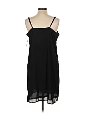 Old Navy Casual Dress (view 2)