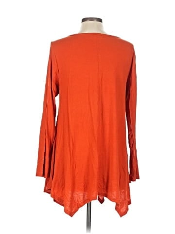Larace 3/4 Sleeve Top (view 2)