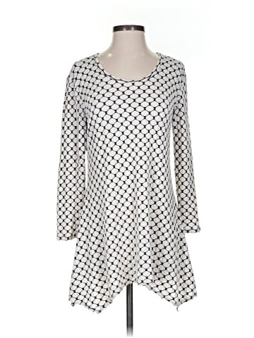Tianello 3/4 Sleeve Top (view 1)