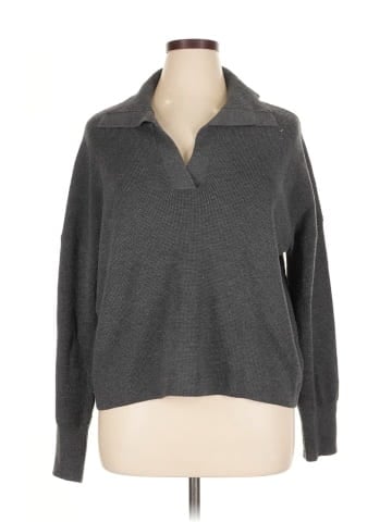 Vineyard Vines Pullover Sweater (view 1)