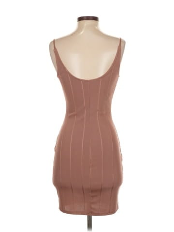 Blanc Cocktail Dress (view 2)