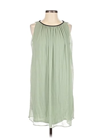 Alice + Olivia Casual Dress (view 1)