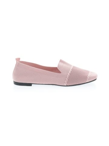 Unbranded Flats (view 1)