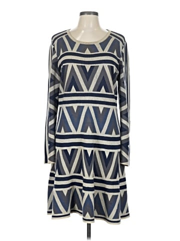 BCBGMAXAZRIA Casual Dress (view 1)