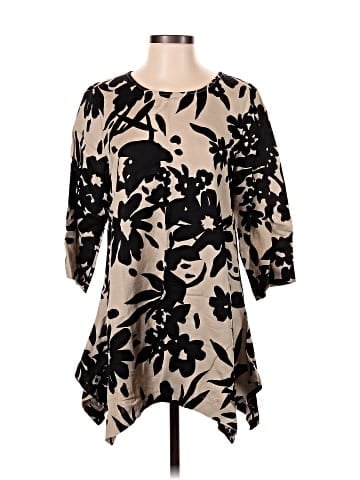 Chelsea & Theodore Casual Dress (view 1)