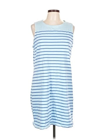 Vineyard Vines Casual Dress (view 1)