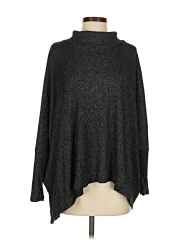 Amadi 3/4 Sleeve Turtleneck (view 1)