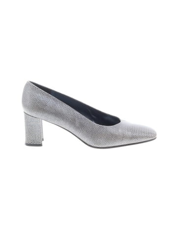 Stuart Weitzman Heels (view 1)