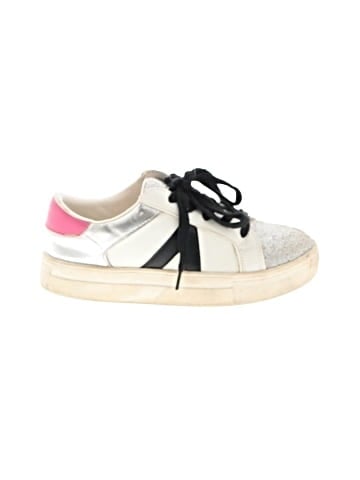 Mia Sneakers (view 1)