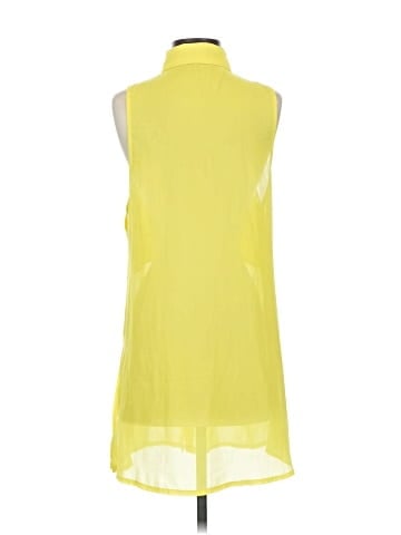 Costa Blanca Sleeveless Blouse (view 2)
