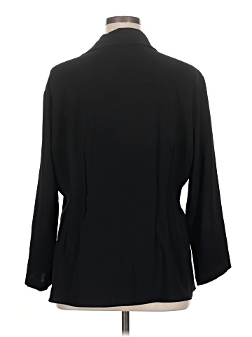 Blanque 3/4 Sleeve Button-Down Shirt (view 2)