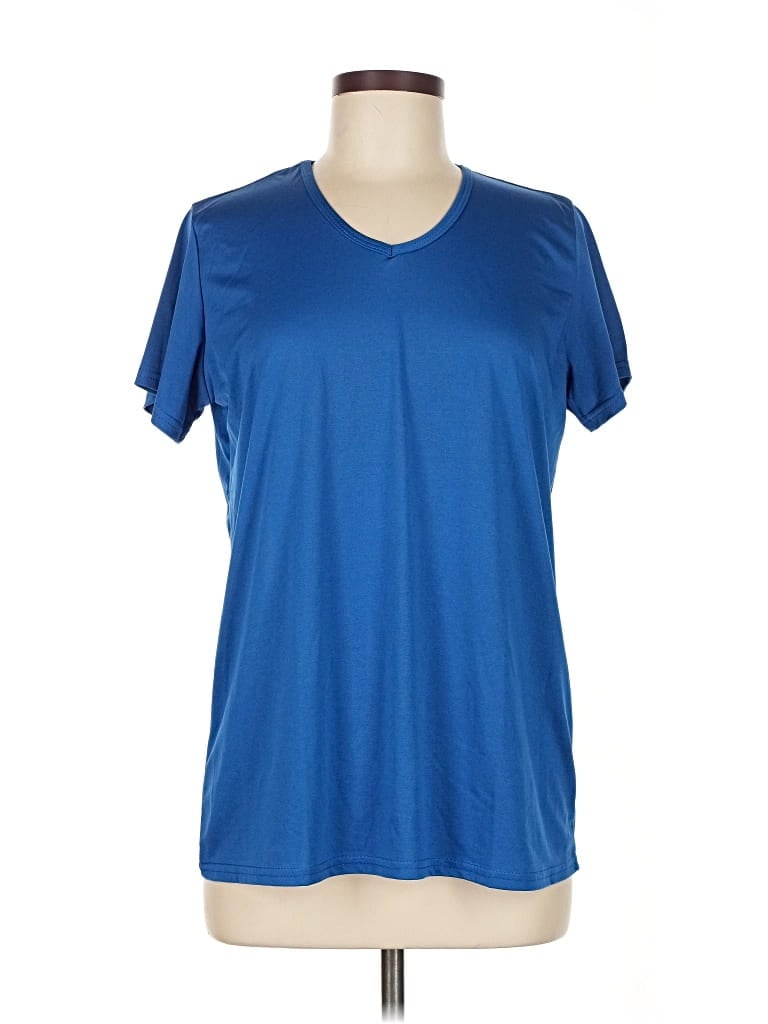 Pre-owned Real Essentials Active T-shirt In Blue
