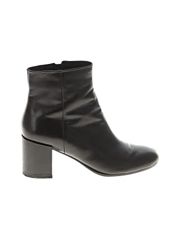 Vince. Ankle Boots (view 1)