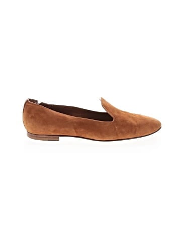 Margaux Flats (view 1)