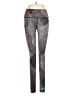 Sweaty Betty Graphic Gray Active Pants Size 6 - photo 1