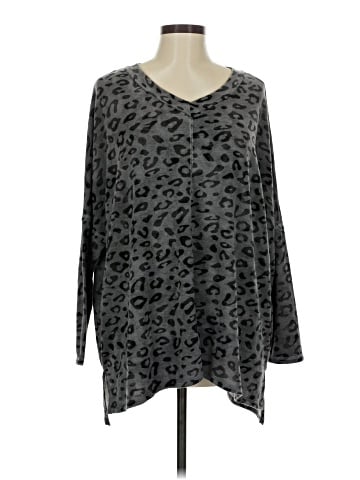 Hailey & Co. Pullover Sweater (view 1)