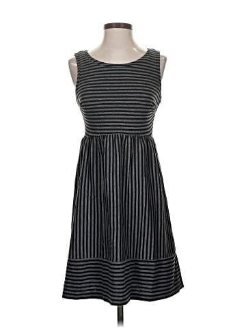 Daisy Fuentes Casual Dress (view 1)