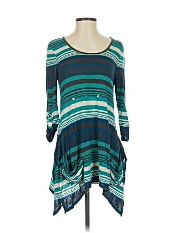 Khakis & Co 3/4 Sleeve Top (view 1)