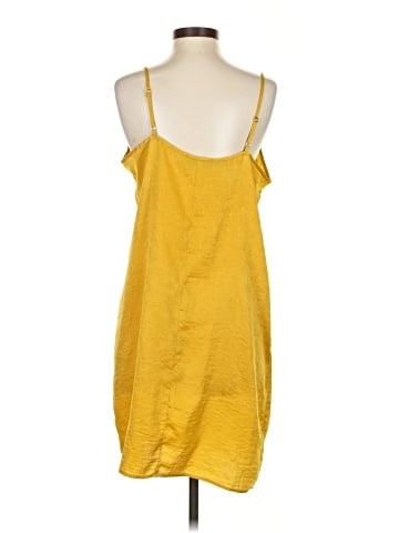 Amour Vert Casual Dress (view 2)