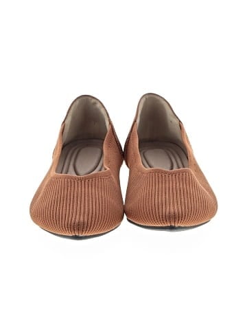Unbranded Flats (view 2)
