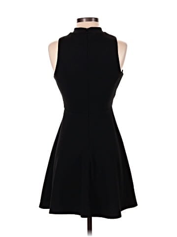 Romeo & Juliet Couture Cocktail Dress (view 2)