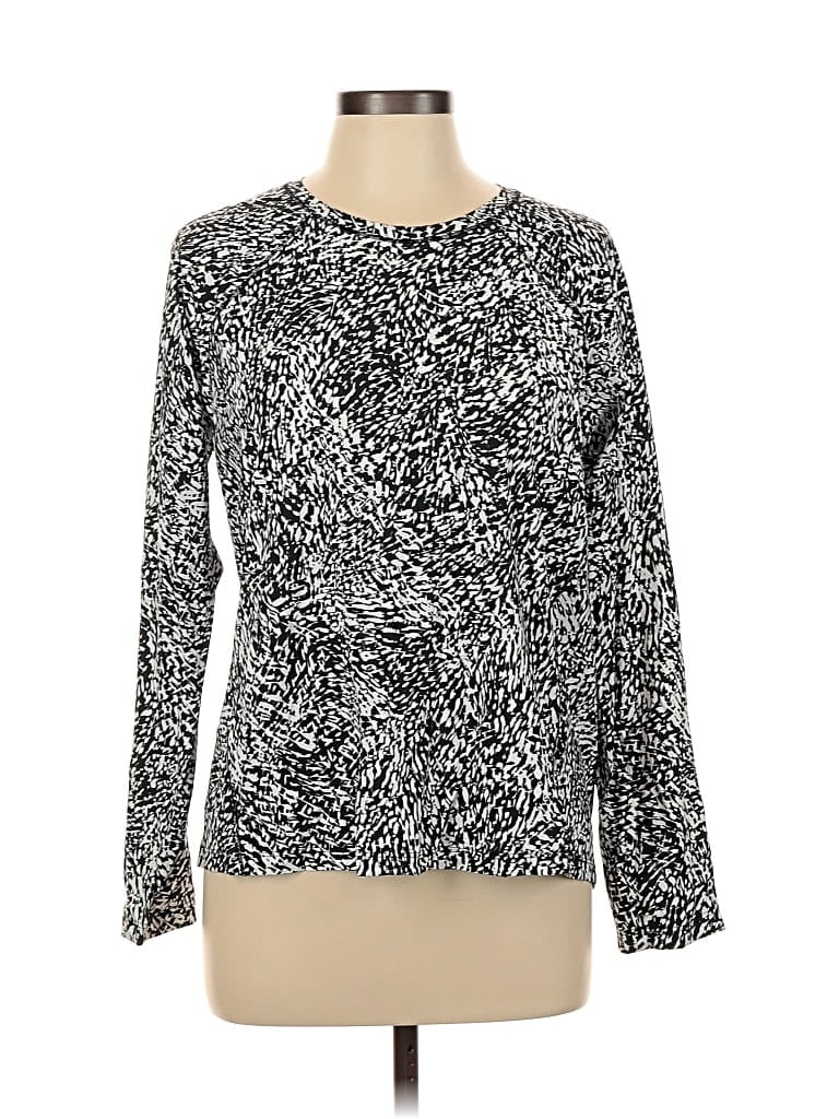Pre-owned Athleta Long Sleeve T-shirt In Silver