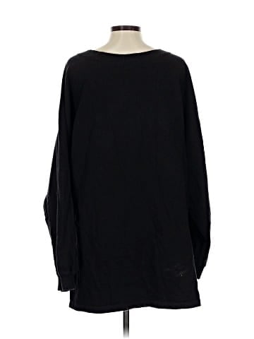Moda International Pullover Sweater (view 2)