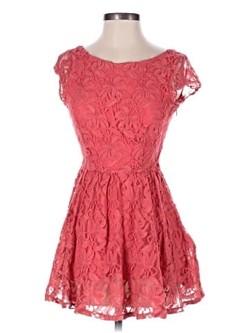 I Love H81 Sleeveless Top (view 1)