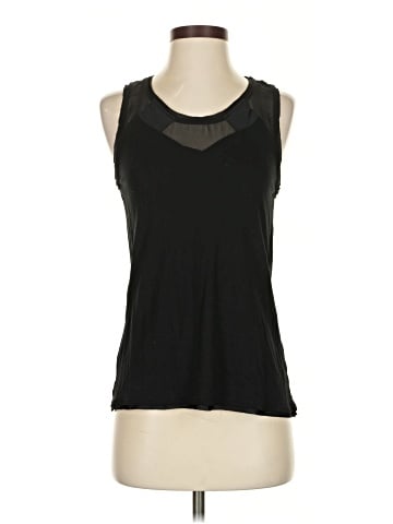 Robbi & Nikki Sleeveless T-Shirt (view 1)