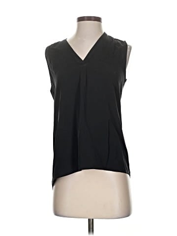 Classiques Entier Sleeveless Silk Top (view 1)