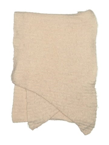 Marcus Adler Scarf (view 2)