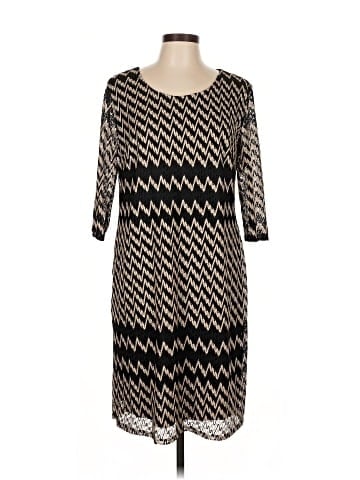 Sandra Darren Casual Dress (view 1)